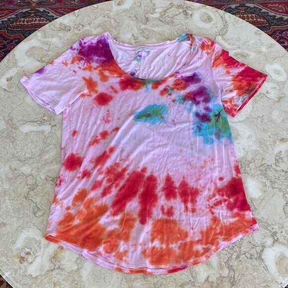 Babaton Ultra Soft Tie Dye Short Sleeve T-Shirt - Picture 9 of 14
